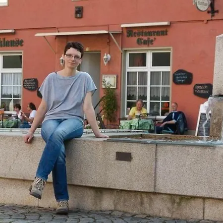 Gaestezimmer In Kleiner Mit Vielen Freizeitmoeglichkeiten Apartment